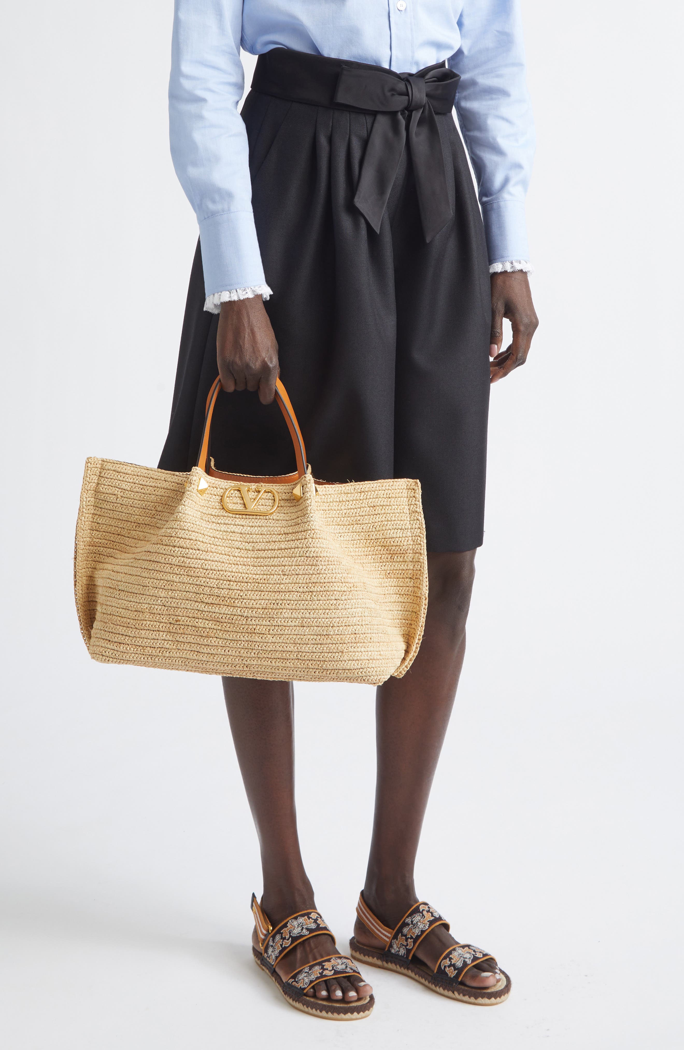 Medium VLOGO Signature Raffia Crochet Tote, Alternate, color, NATURAL