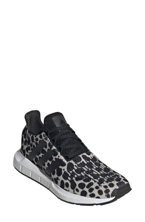 Swift Run 1 Running Shoe (Women)