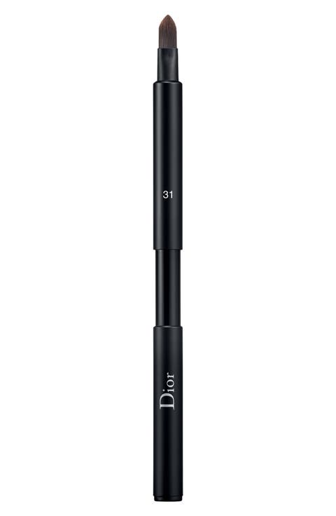 No. 31 Retractable Lip brush