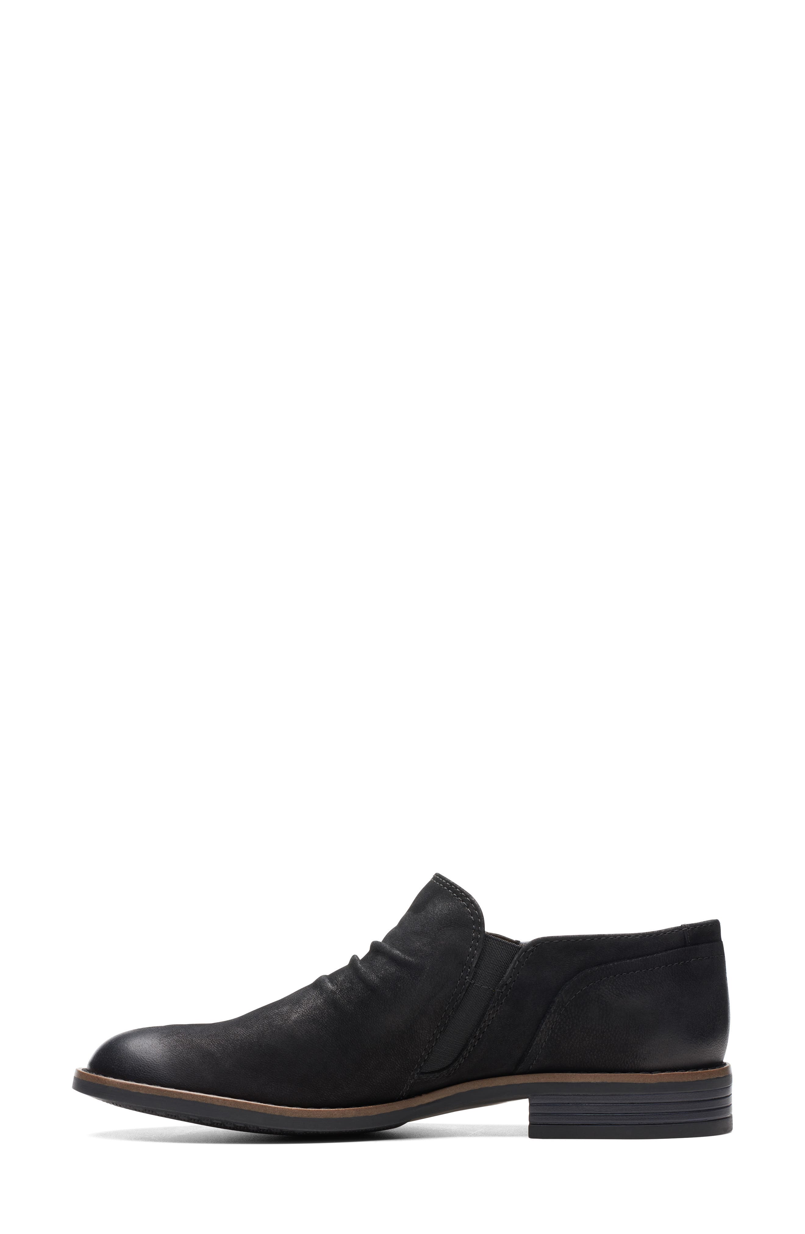 Clarks<sup>®</sup> Camzin Pace Leather Zip Bootie, Alternate, color, Black Nubuck