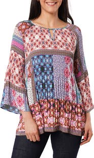 SUNNY LEIGH Pleated Keyhole Top