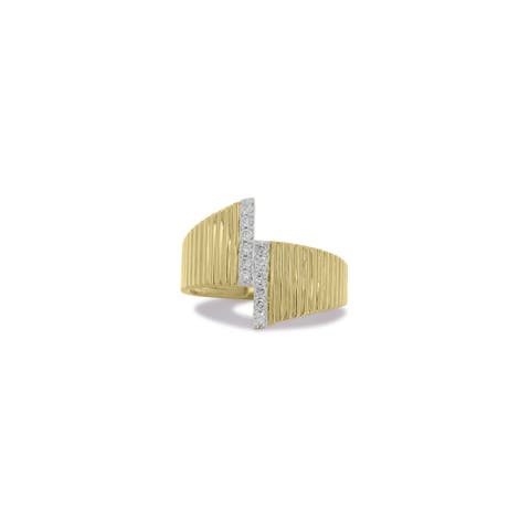 Fluted Asymmetrical Diamond Band