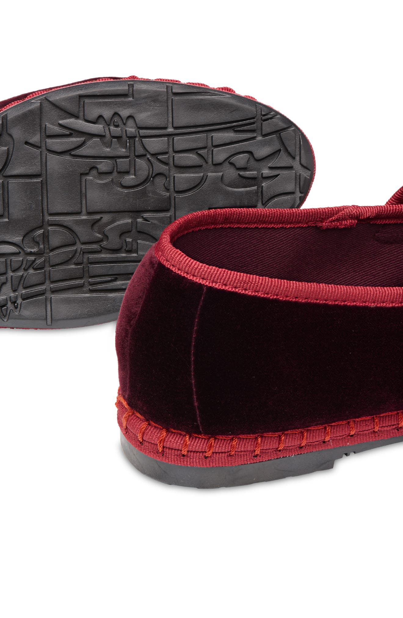 Pierre Mary Jane, Alternate, color, VINO