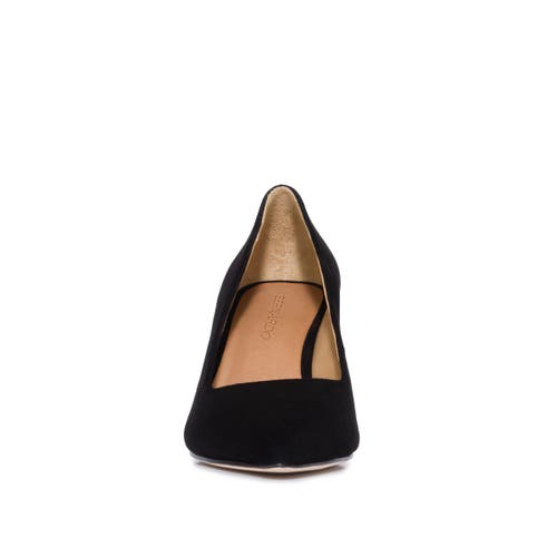 Bernardo Footwear Giselle Pointed Toe Pump In Black Suede