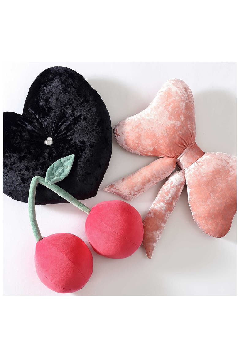 Velvet Heart Plush Throw Pillow, Alternate, color, BLACK