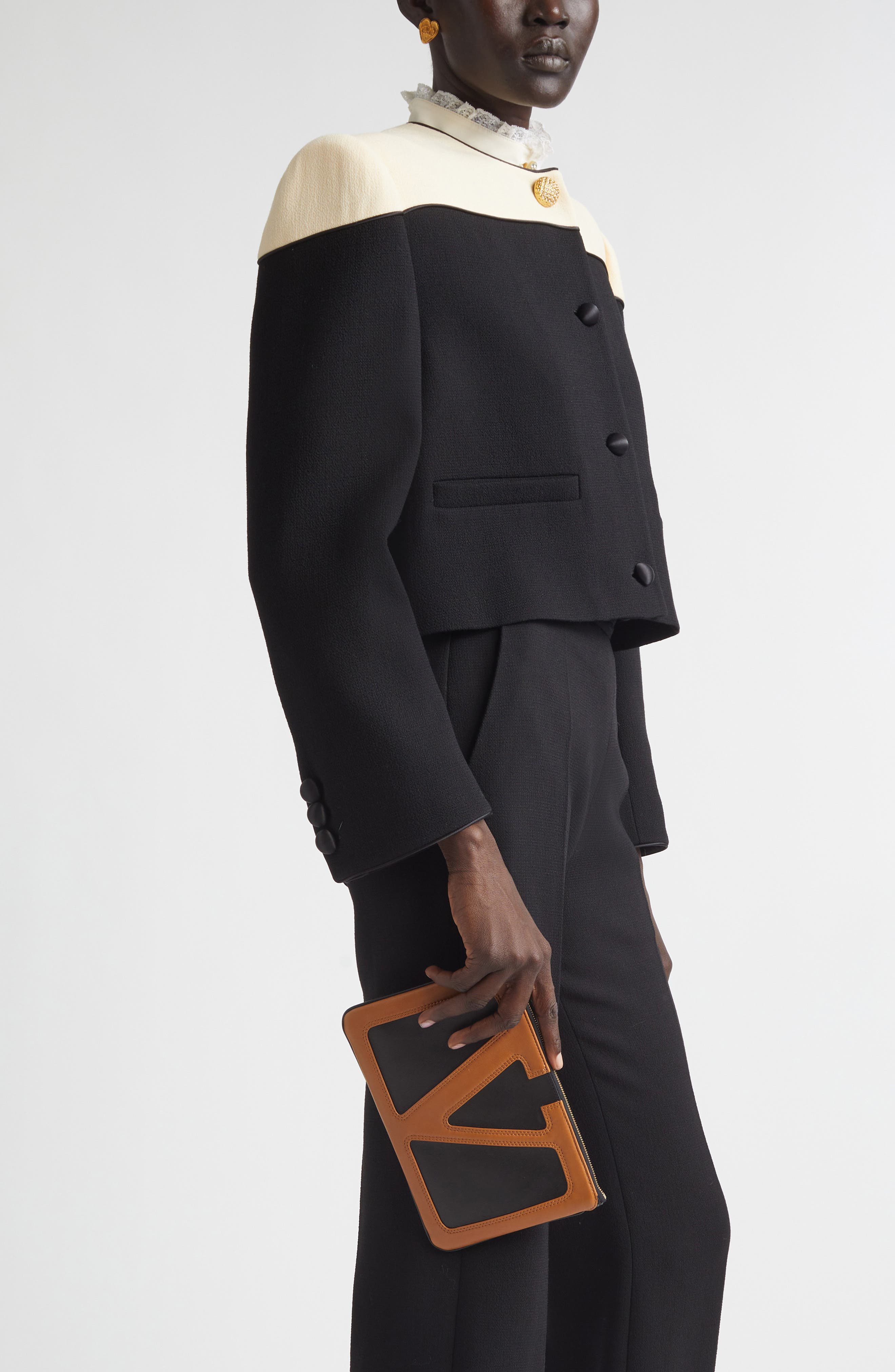 Valentino Garavani Medium Viva Superstar Leather Pouch, Alternate, color, Black/ Tan