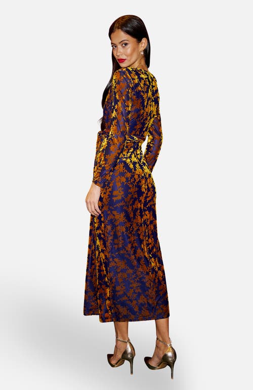 Yumi Velour Stretch Midi Dress In Gold