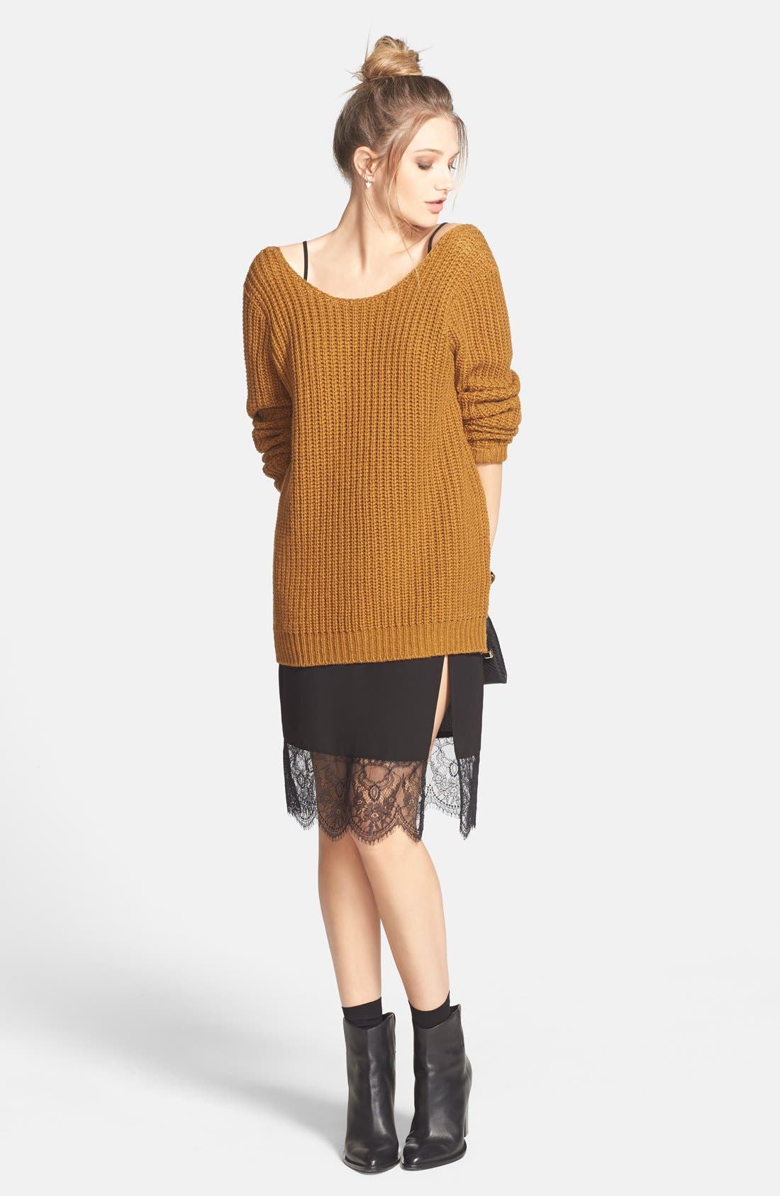 Vince 'Erving' Block Heel Bootie, Alternate, color, 