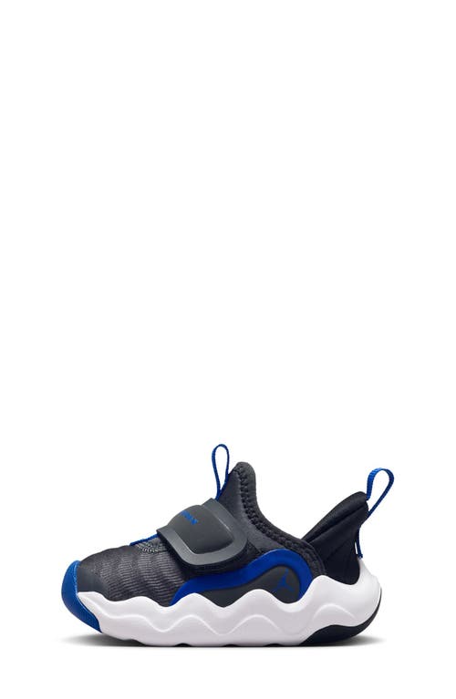 Nike 23/7.2 Easyon Sneaker