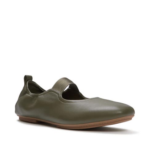 Delicato Poise Leather Mary Janes