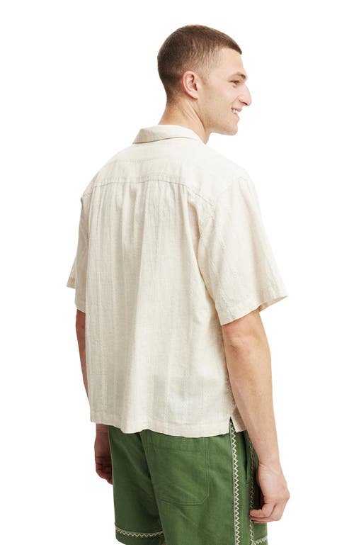 COTTON ON BOX FIT SHORT SLEEVE SHIRT