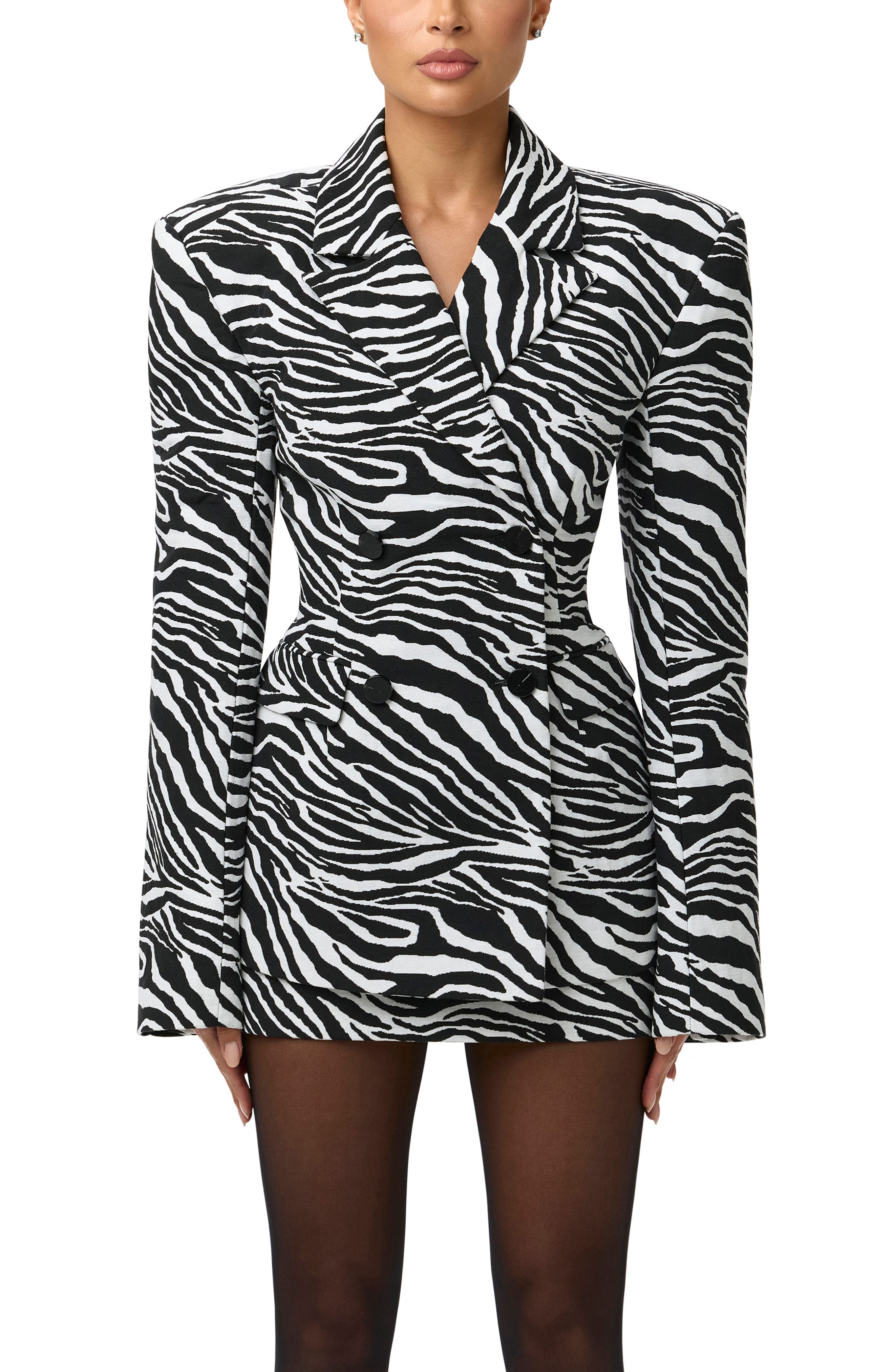 selected BLACK/ WHITE