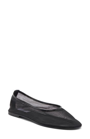 Steve Madden Meadow Flat In Black