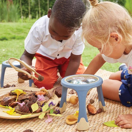 Kaplan Early Learning Company All-weather Tabletop Magnifier In Blue