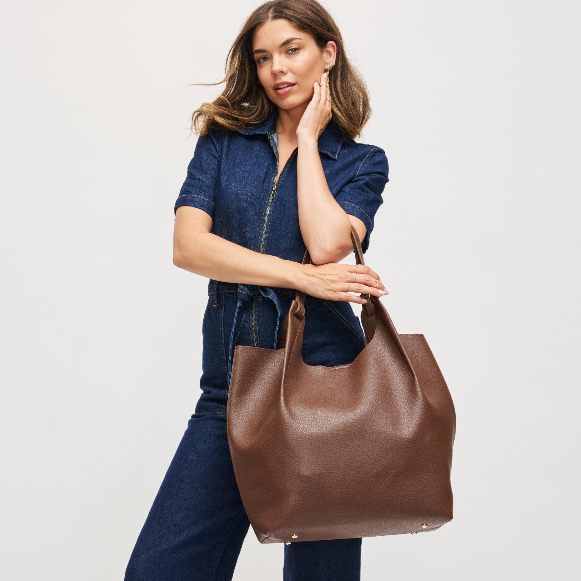 URBAN EXPRESSIONS HANDBAGS Maeve Tote, Main, color, Chocolate