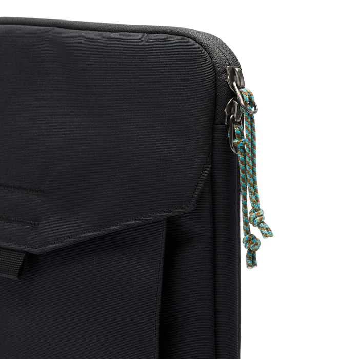 Cotopaxi 16" Laptop Sleeve - Cada Día, Alternate, color, Cotopaxi Black