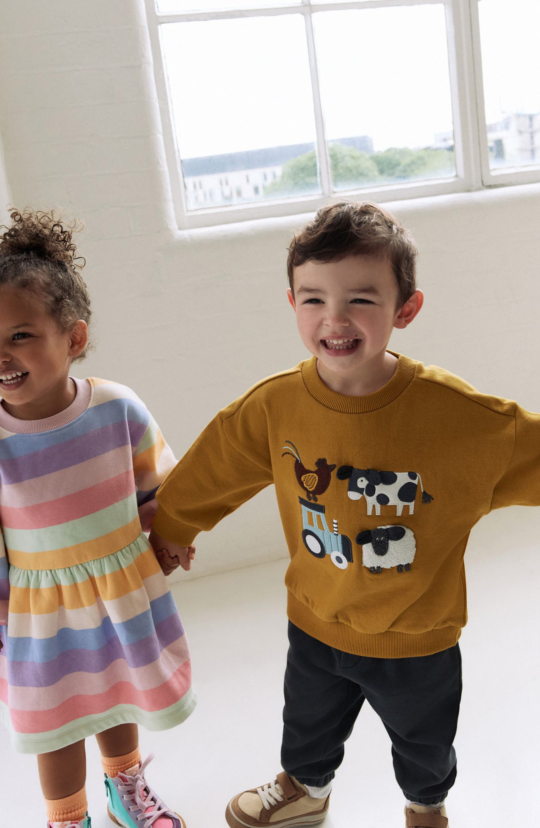 NEXT Kids' Farmyard Sweatshirt & Joggers Set — фото 8