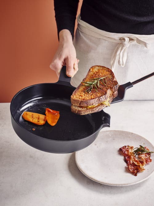 Alva Neat 5-piece Nesting Ceramic Cookware Set In Black