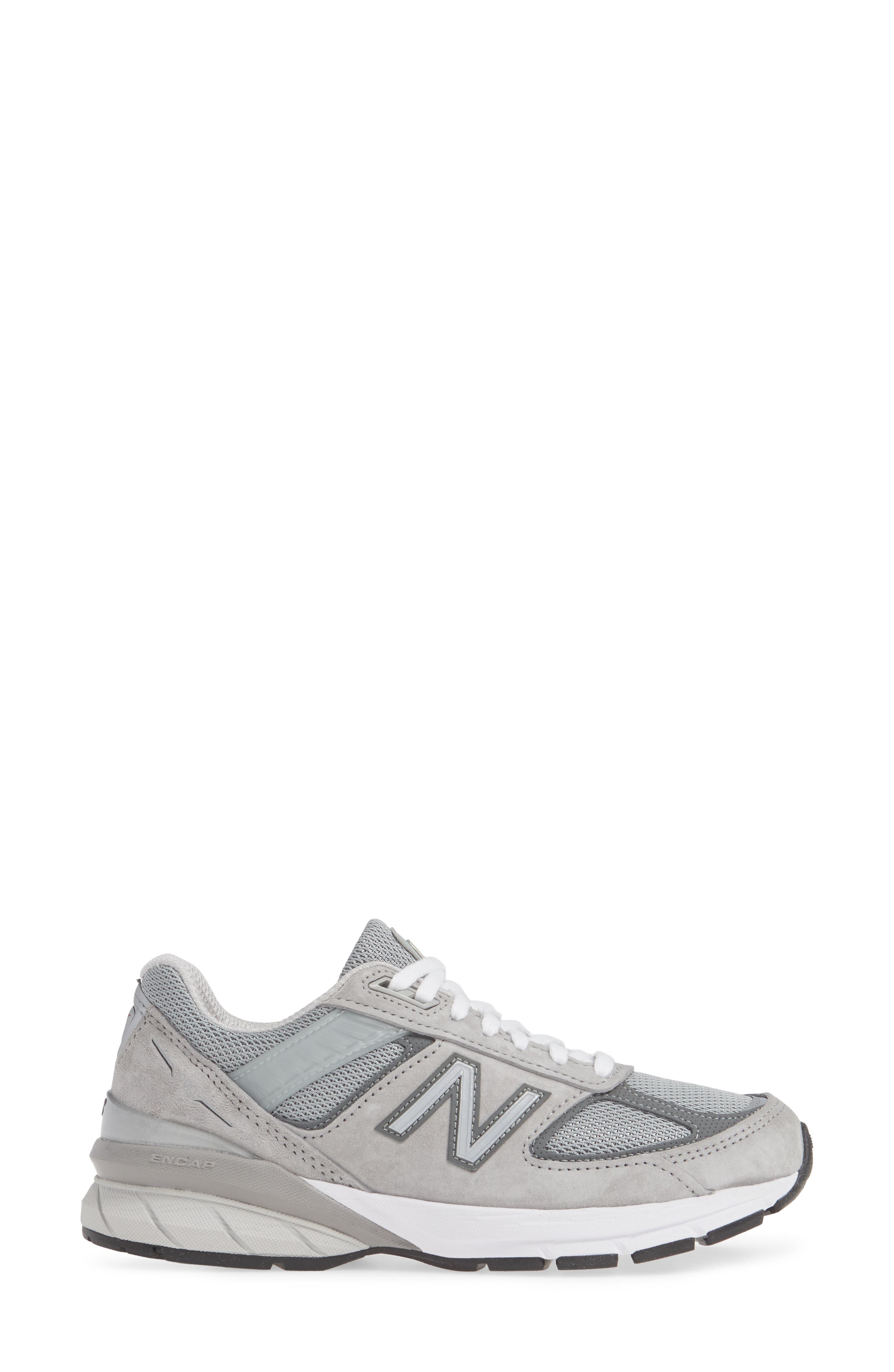 990v5 Sneaker, Alternate, color, GREY