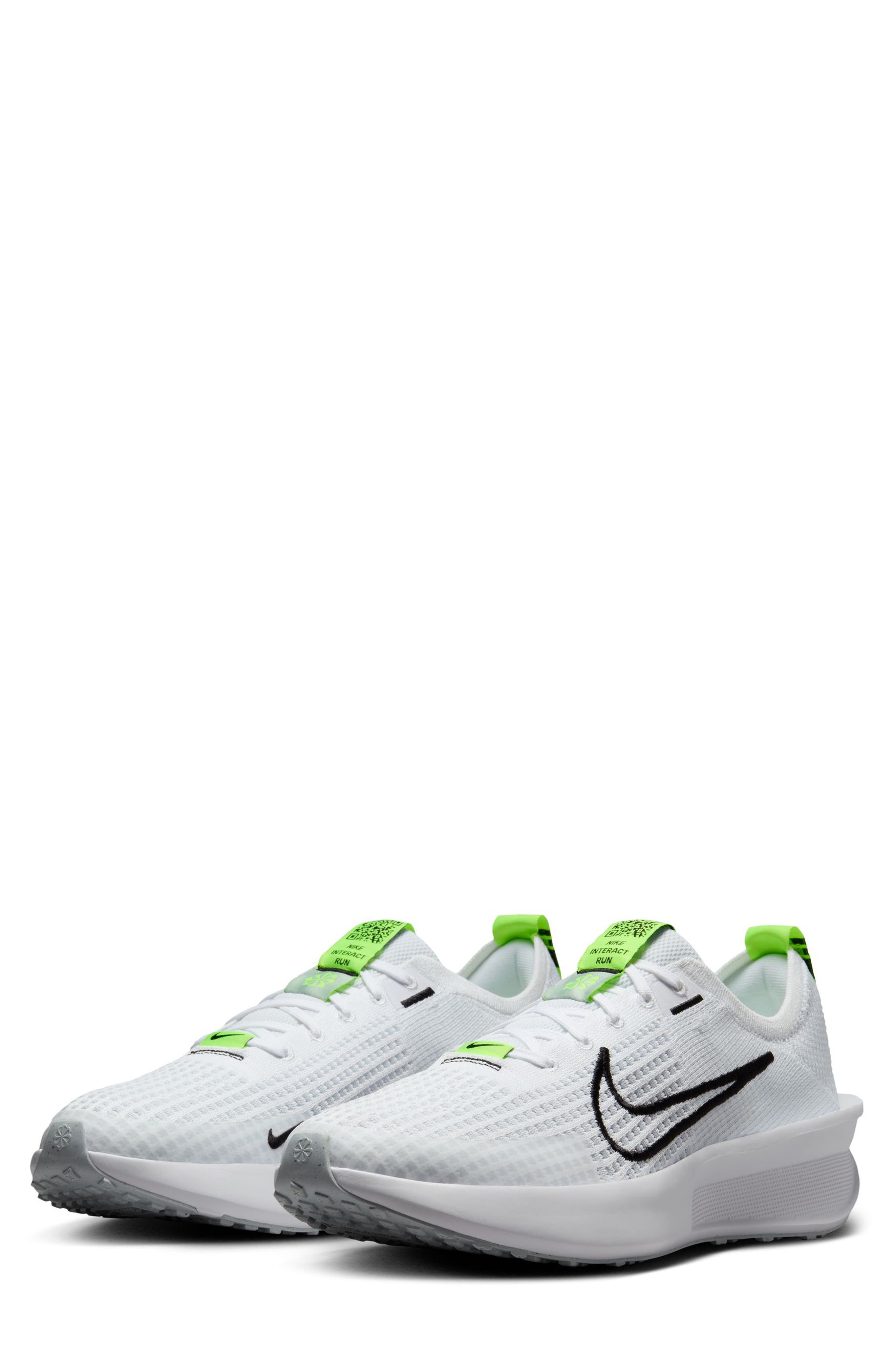 Nike Interact Run Running Sneaker