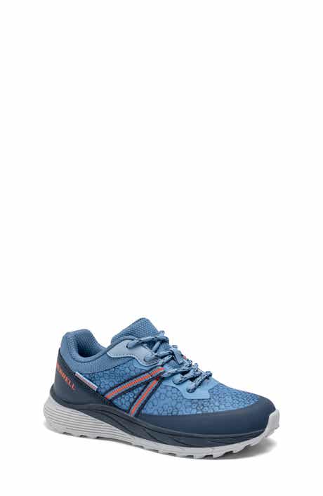Kids' Supernova Sneaker