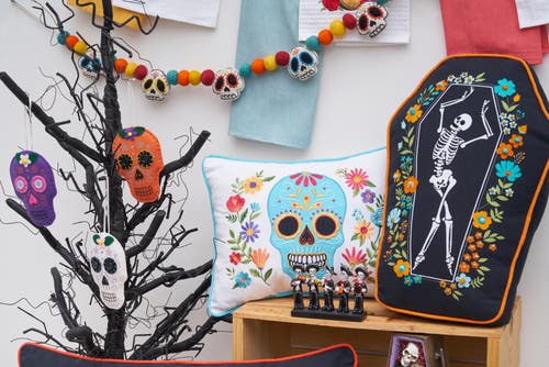 C & F Home C&f Home Dancing Halloween Skeleton Floral Flowers 100% Cotton Accent Pillow 12.5" X 18" In Black