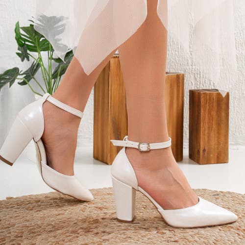 Forever & Always Shoes Gisele Closed Toe High Block Heels In Ivory