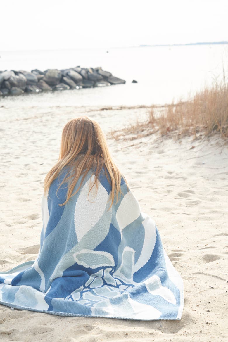 Blue Wave Turtle Indoor and Outdoor Throw Blanket, Alternate, color, Blue