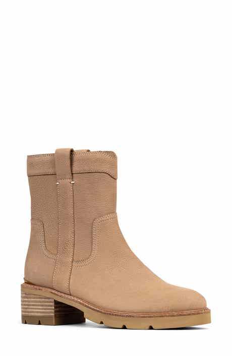 Donald Pliner Endra Bootie