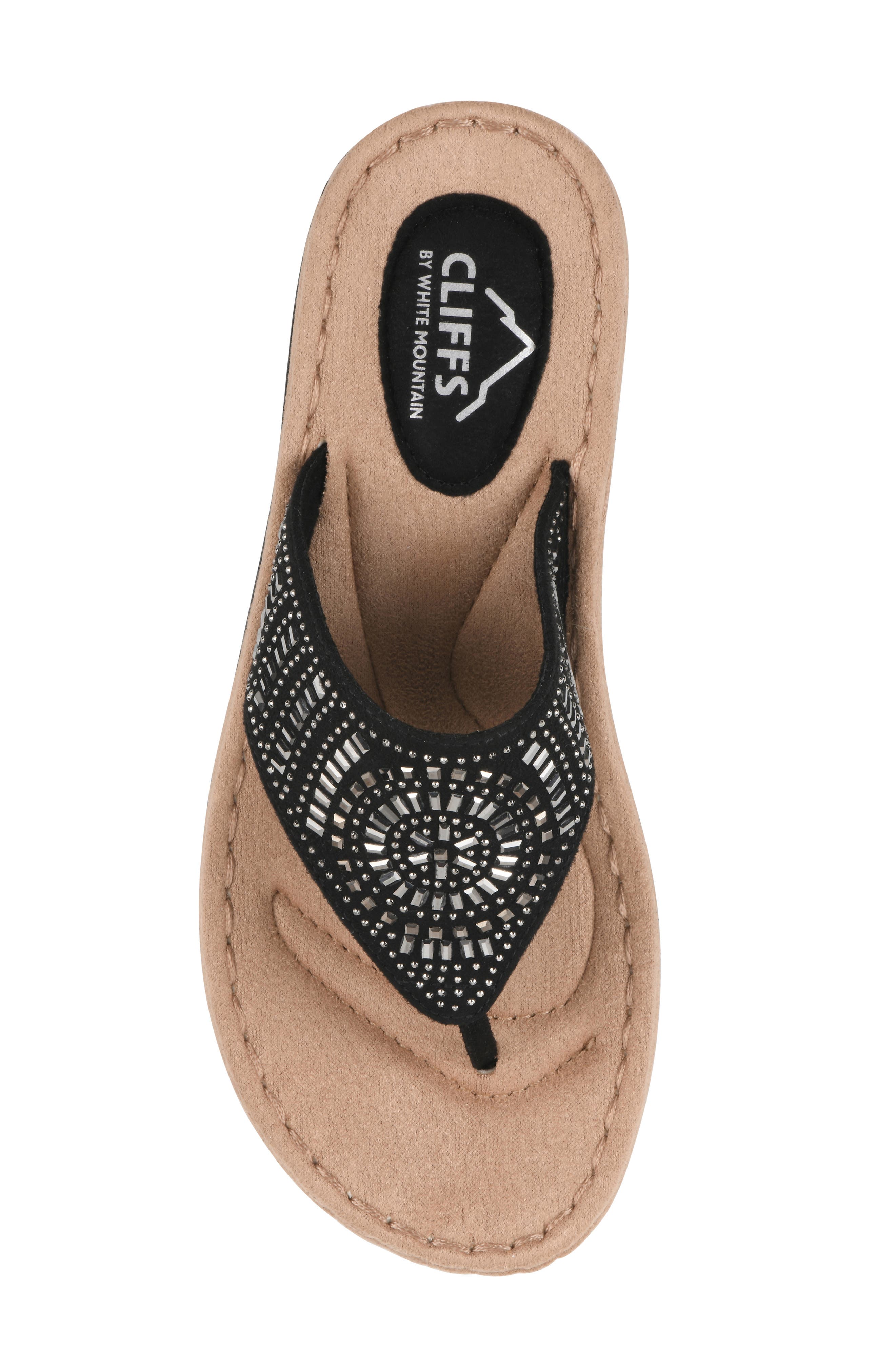 CLIFFS BY WHITE MOUNTAIN Cienna Thong Comfort Sandal, Alternate, color, Black/Fabric