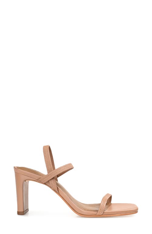 Journee Signature Lenonn Sandal In Mocha