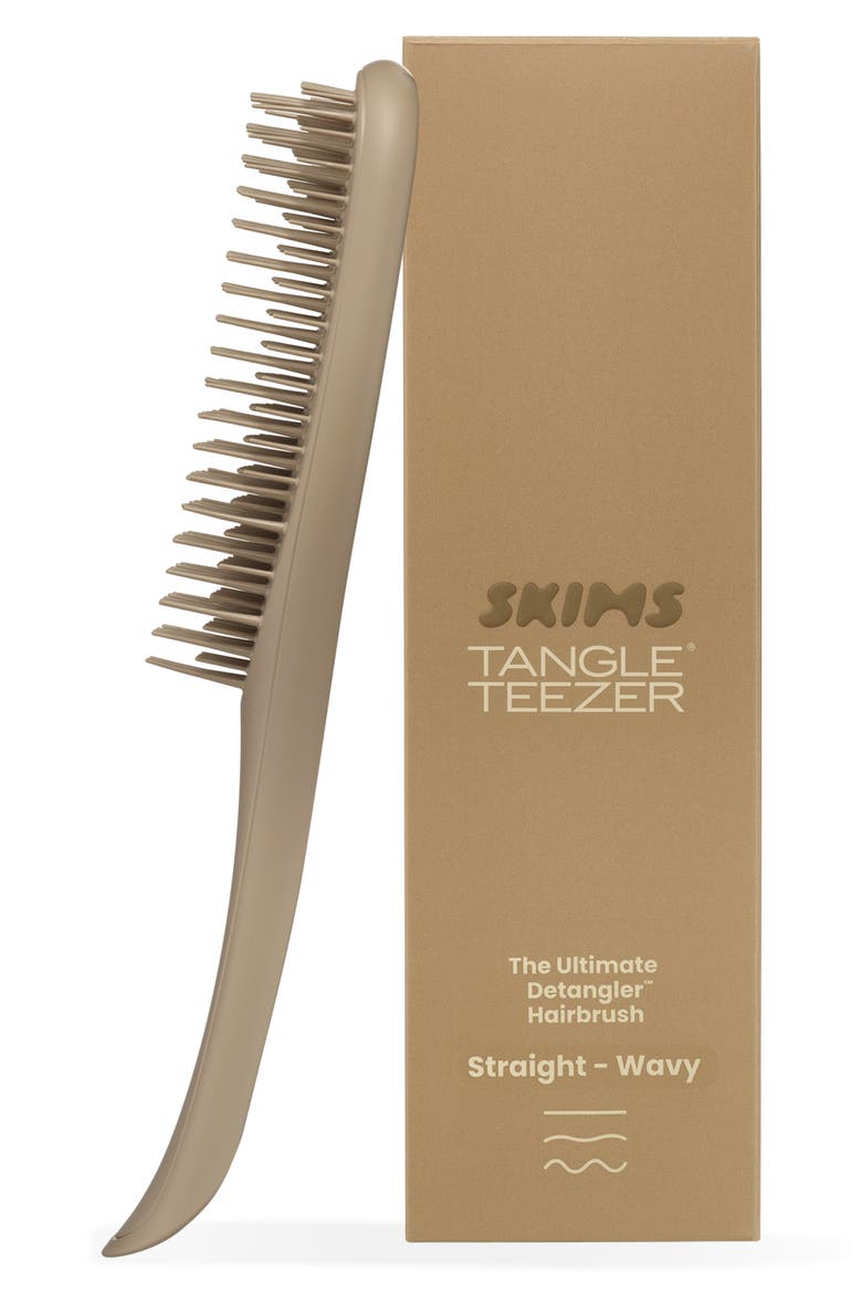 x SKIMS The Ultimate Detangler Hairbrush (Nordstrom Exclusive), Main, color, STRAIGHT TO WAVY CLAY
