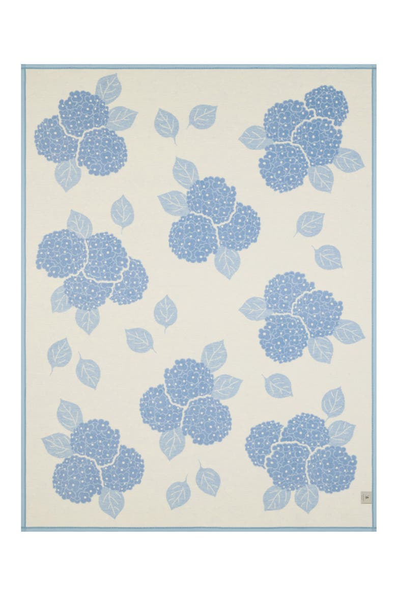 Hydrangeas Bluebell Throw Blanket, Alternate, color, BLUE