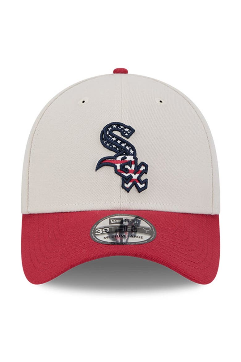 Men's New Era  Khaki/Red Chicago White Sox 2024 Fourth of July 39THIRTY Flex Hat, Alternate, color, Khaki
