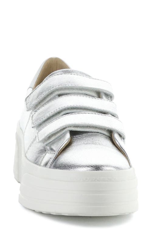 Bos. & Co. Lonnie Platform Sneaker In Prata/white