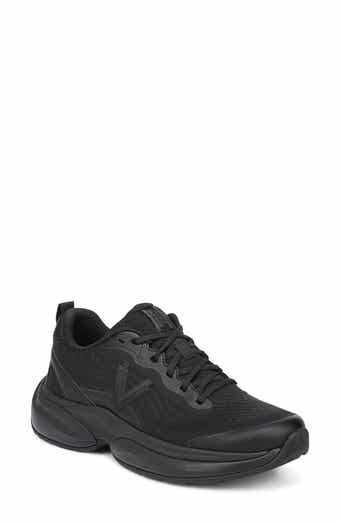 Walk Quest Sneaker