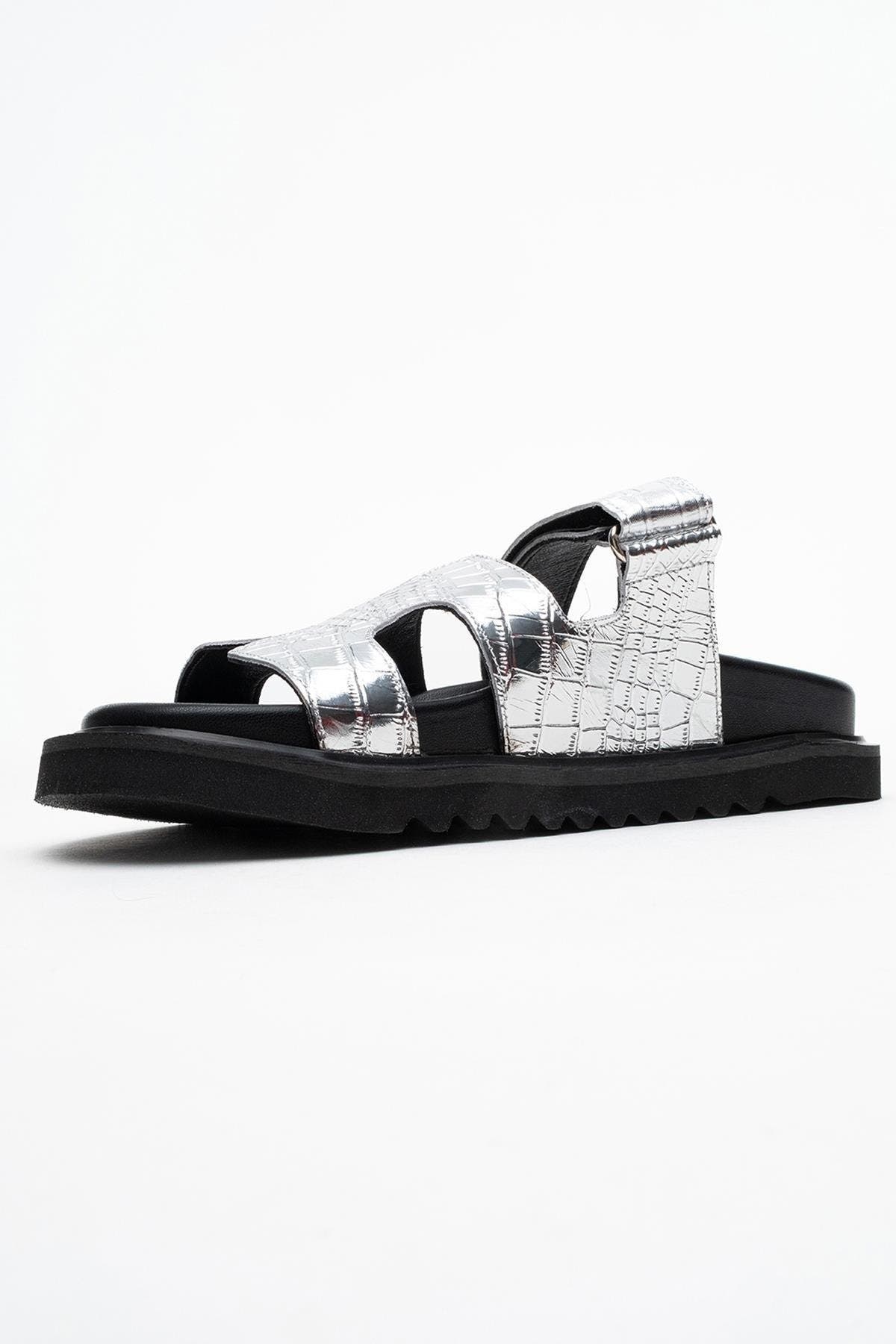 Loana Leather Slide Sandal, Alternate, color, Silver Leather