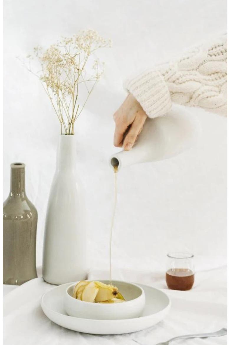 Olive Oil Bottle Canard, Alternate, color, White