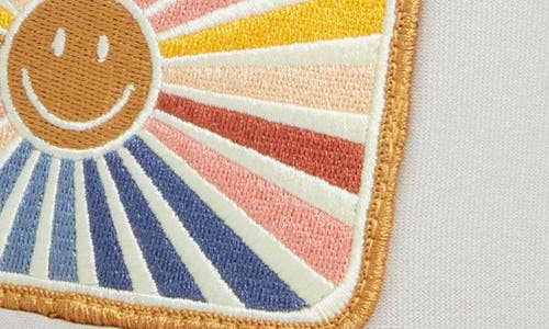 Friday Feelin ' Sunray Smile Patch Trucker Hat In Tan