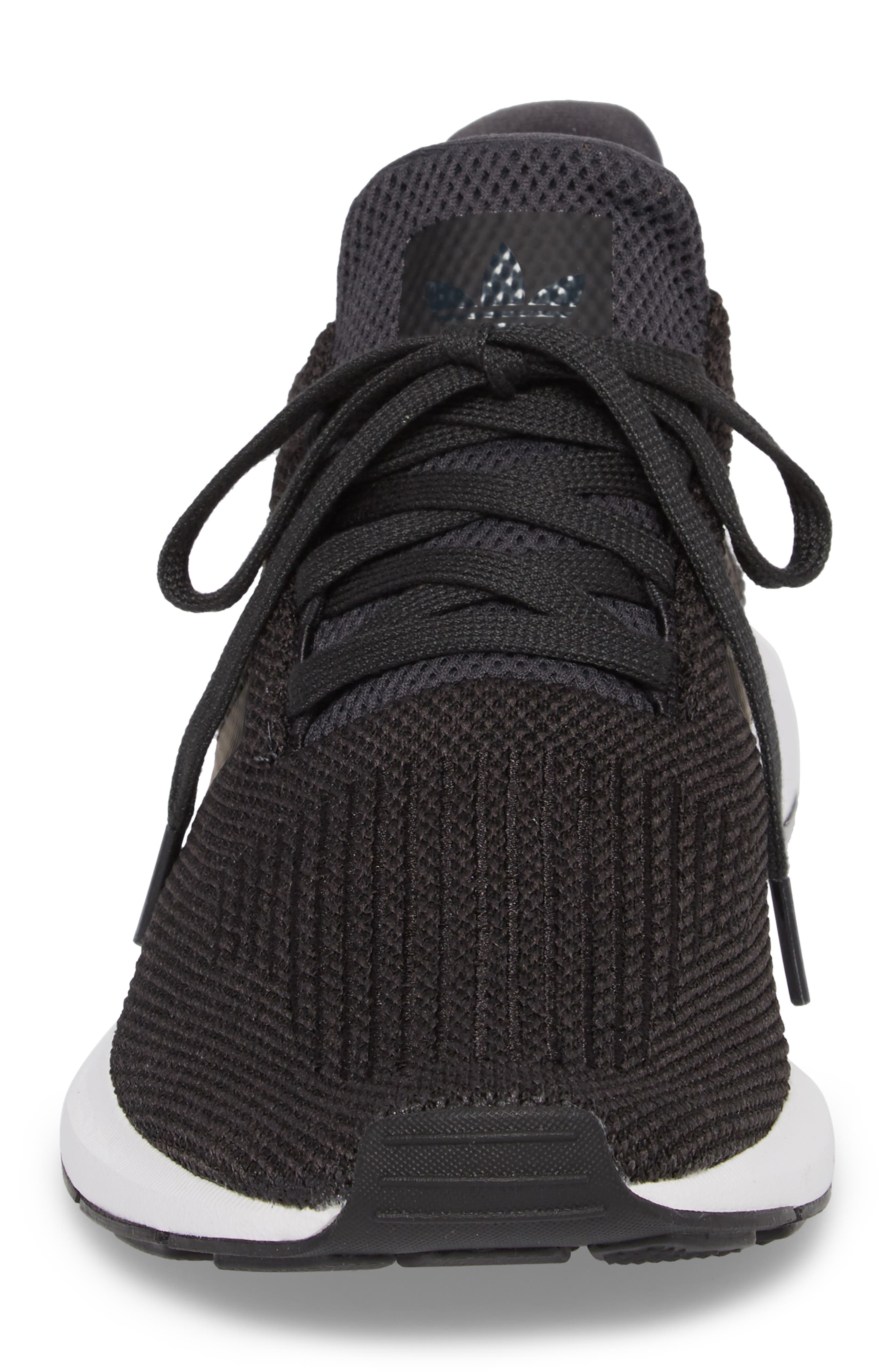 Swift Run Sneaker, Alternate, color, CARBON/ BLACK / MEDIUM GREY