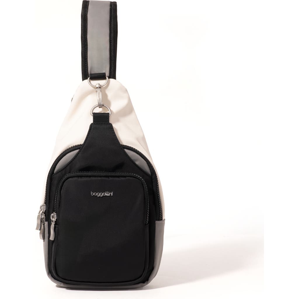 Baggallini Central Park Sling Bag In Black
