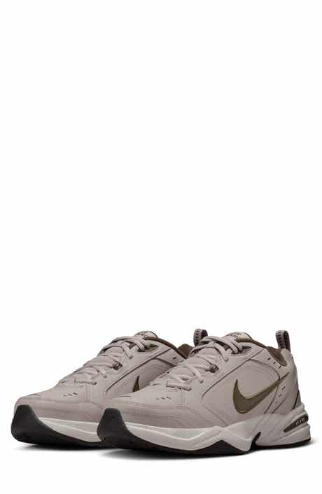 Nike Air Monarch IV Training Sneaker