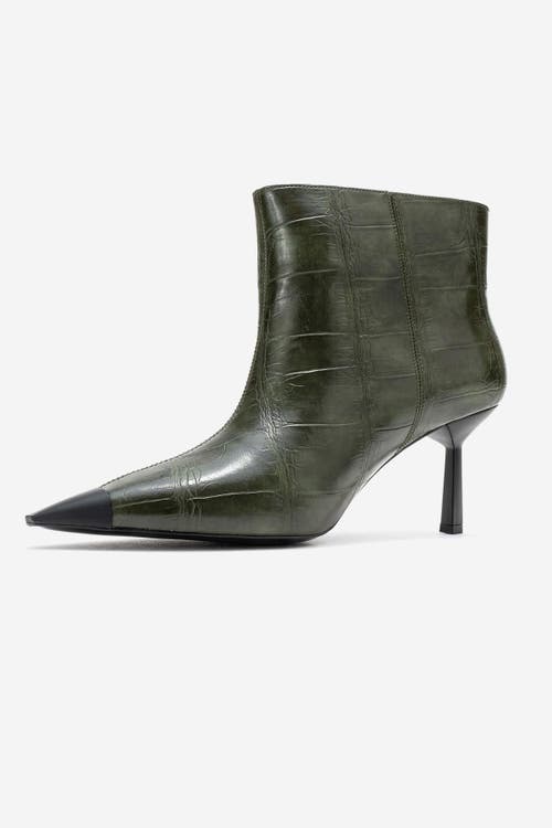 Prologue Shoes Rassel Pointed Toe Boot In Yellow