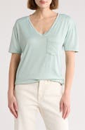 GO COUTURE V-Neck Pocket T-Shirt