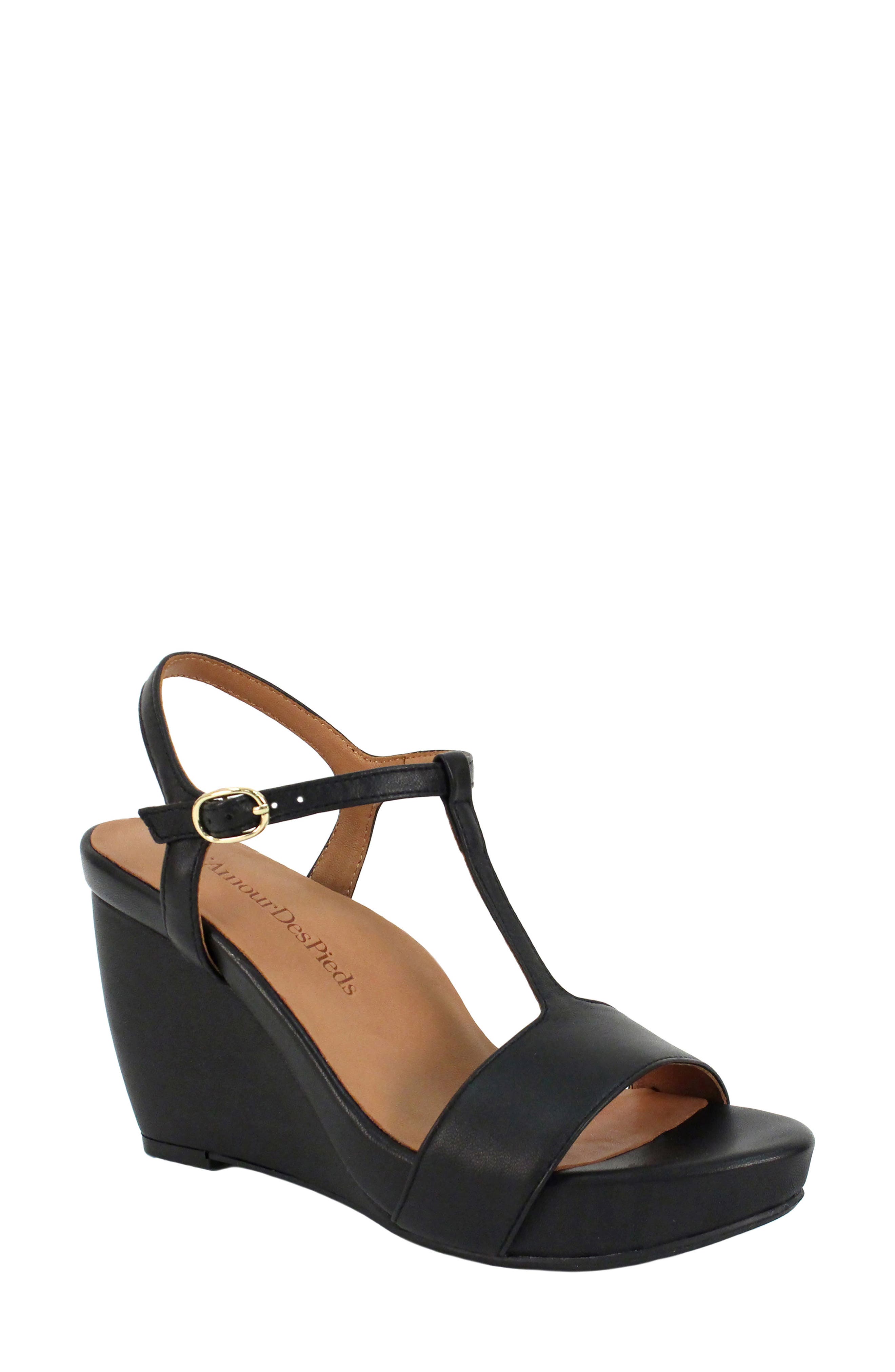 L'Amour des Pieds Idelle T-Strap Wedge Sandal, Main, color, 