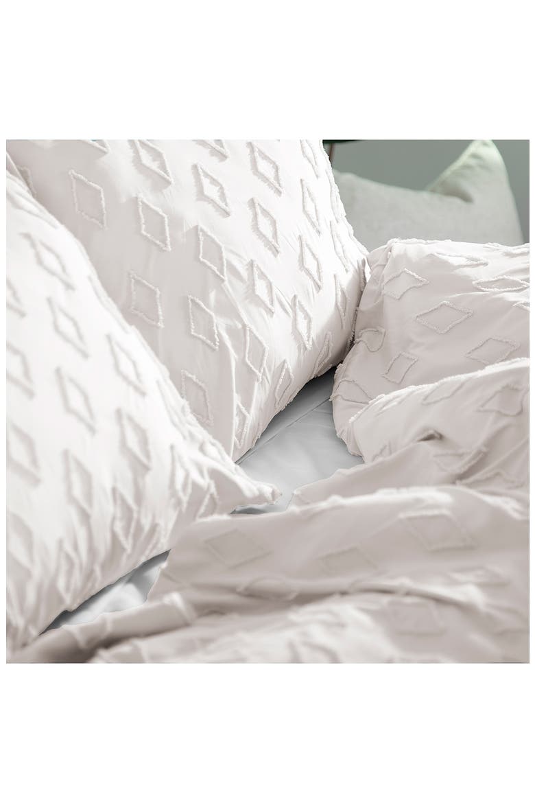 Delta Clipped Jacquard Duvet Cover Set, Alternate, color, BONE