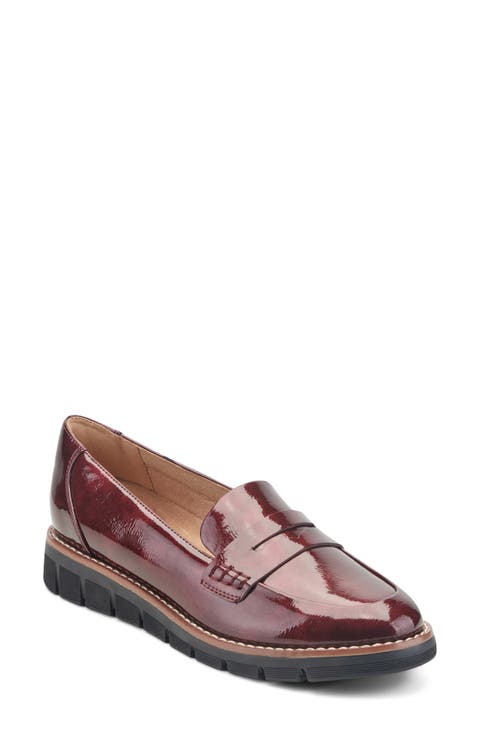 Velia Penny Loafer