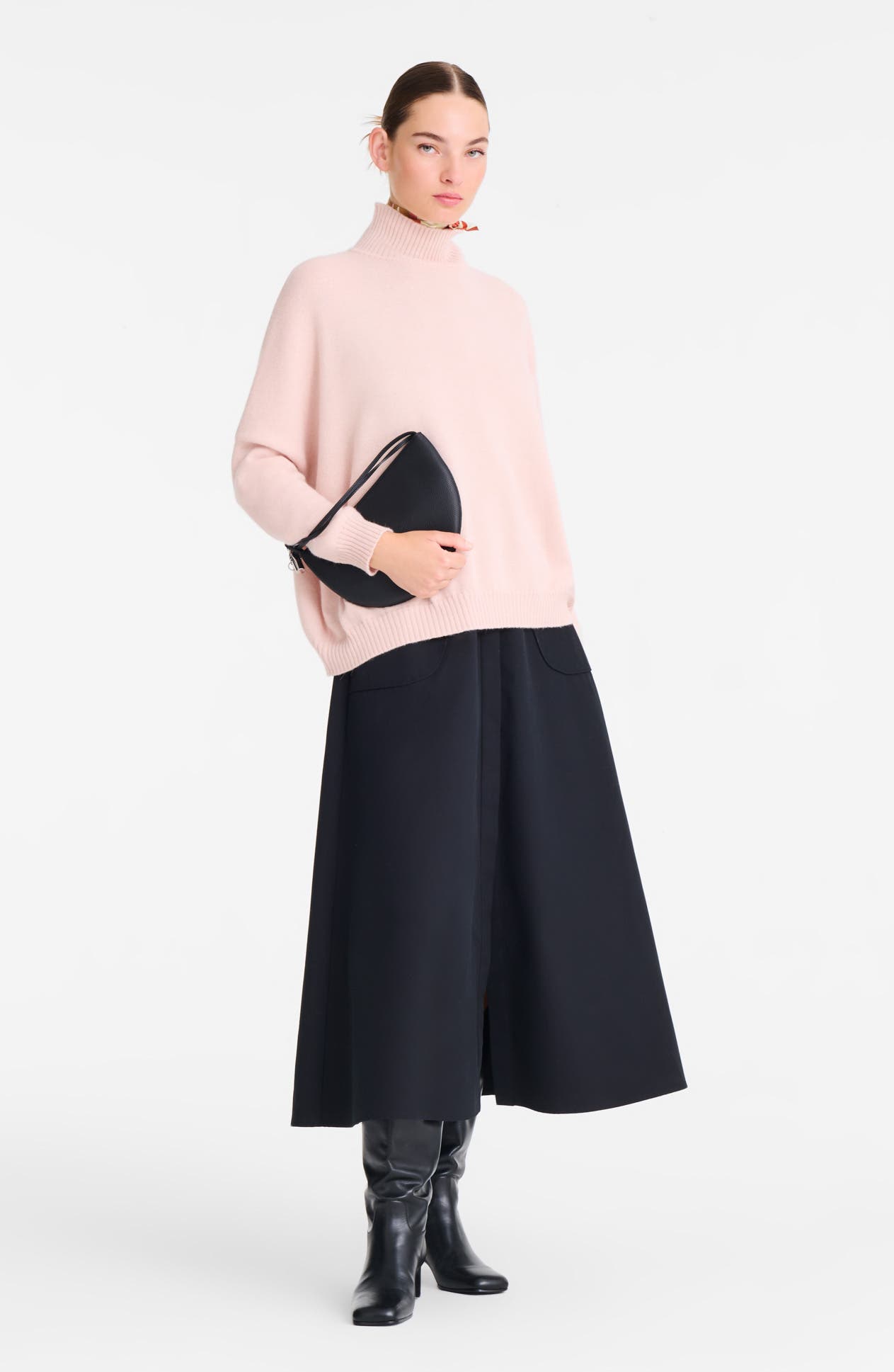 Longchamp Le Roseau Leather Wristlet Clutch, Alternate, color, Black