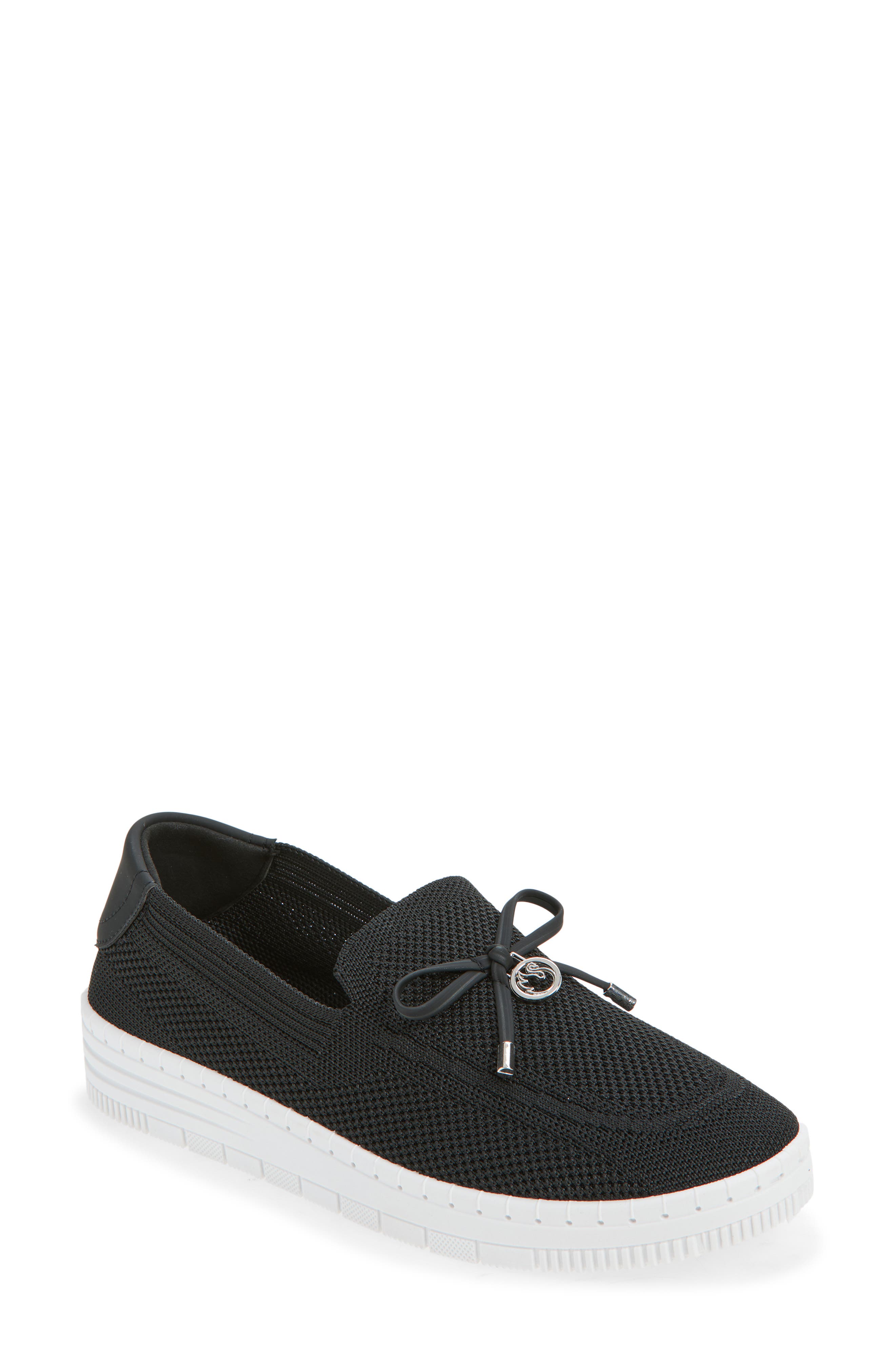 GLORIA VANDERBILT Annette Bow Charm Knit Slip-On Sneaker