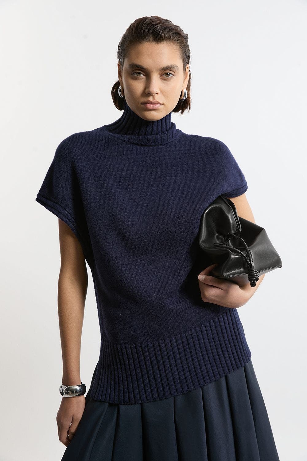 Karen Millen High Neck Knitted Tunic Top In Blue